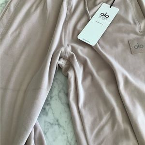 Alo Yoga High Waist Glimmer Wide Leg Pant Dusty Pink Size S